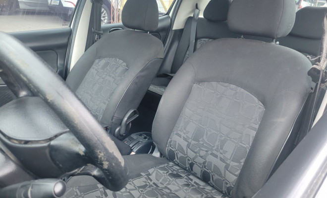 Peugeot 207 XR Sport 1.4 Flex 8V 5p 2009 Flex-8