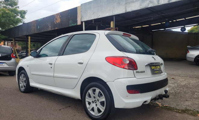 Peugeot 207 XR Sport 1.4 Flex 8V 5p 2009 Flex-11