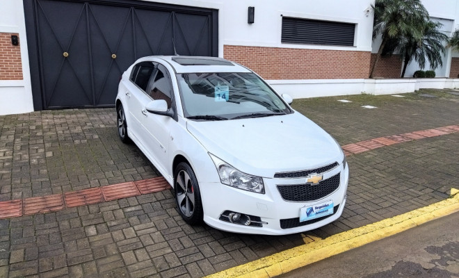 GM - Chevrolet CRUZE HB Sport LTZ 1.8 16V FlexP. 5p Aut 2014 Flex-0