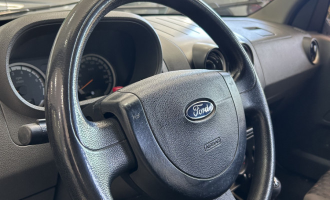 Ford EcoSport XLS 1.6/ 1.6 Flex 8V 5p 2005 Gasolina-12