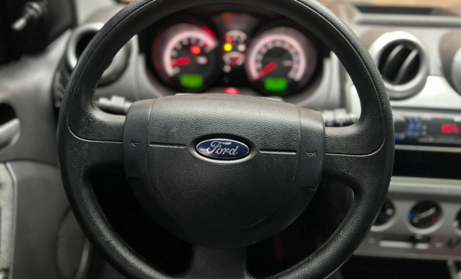 Ford Fiesta 1.6 8V Flex/Class 1.6 8V Flex 5p 2013 Flex-7