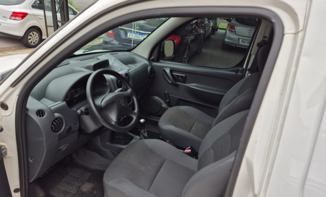 Peugeot Partner Furgão 1.6 16V/ 1.6 16V Flex 3p 2019 Flex-10