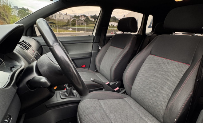 VW - VolksWagen Polo SPORTLINE 1.6 Mi Total Flex 8V 5p 2014 Flex-12