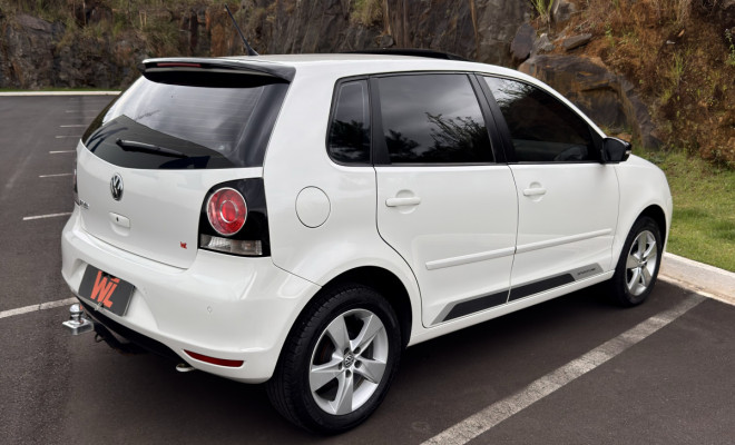 VW - VolksWagen Polo SPORTLINE 1.6 Mi Total Flex 8V 5p 2014 Flex-6