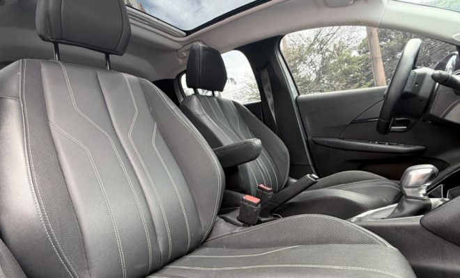 Peugeot 208 Griffe 1.6 Flex 16V 5p Aut. 2023 Flex-6