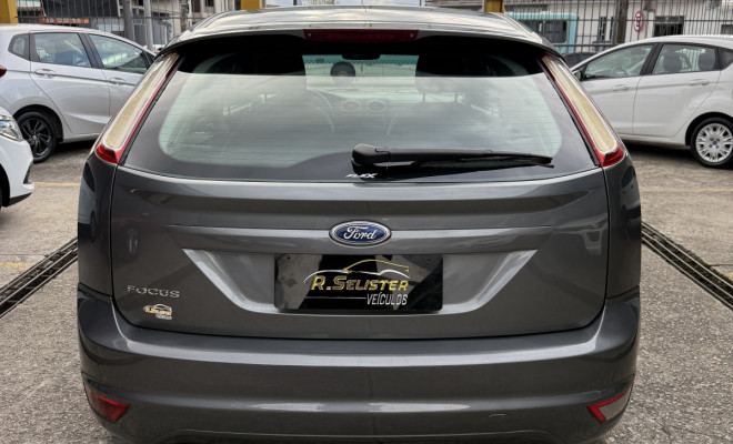 Ford Focus 1.6 Flex 16V  2012-4