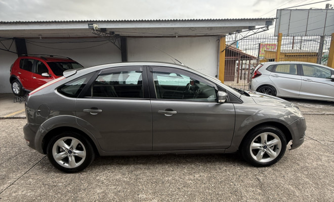 Ford Focus 1.6 Flex 16V  2012-2