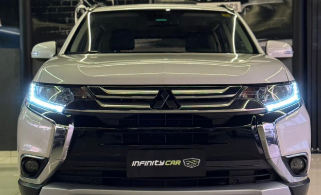 Mitsubishi OUTLANDER 2.0 16V 160cv Aut. 2016 Gasolina-1