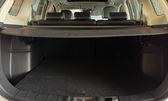 Mitsubishi OUTLANDER 2.0 16V 160cv Aut. 2016 Gasolina-11