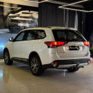 Mitsubishi OUTLANDER 2.0 16V 160cv Aut. 2016 Gasolina-8