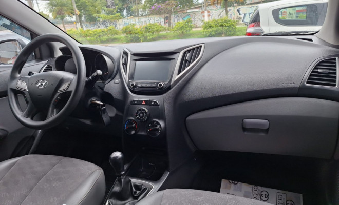 Hyundai HB20S C.Plus/C.Style1.0 Flex 12V Mec. 4P 2018 Flex-9