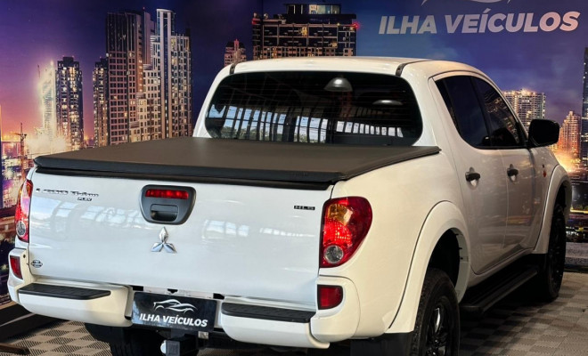 Mitsubishi L200 Triton HLS 2.4 Flex 16V CD Mec. 2016 Flex-12