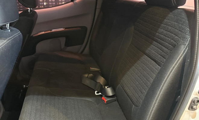 Mitsubishi L200 Triton HLS 2.4 Flex 16V CD Mec. 2016 Flex-10