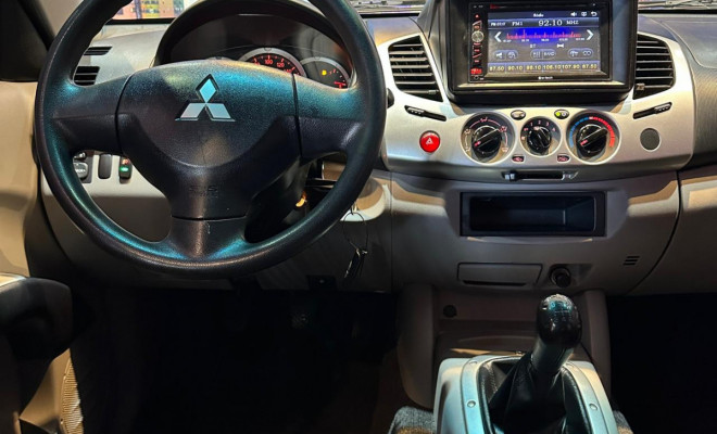 Mitsubishi L200 Triton HLS 2.4 Flex 16V CD Mec. 2016 Flex-5
