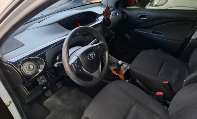 Toyota ETIOS X 1.3 Flex 16V 5p Mec. 2016 Flex-6