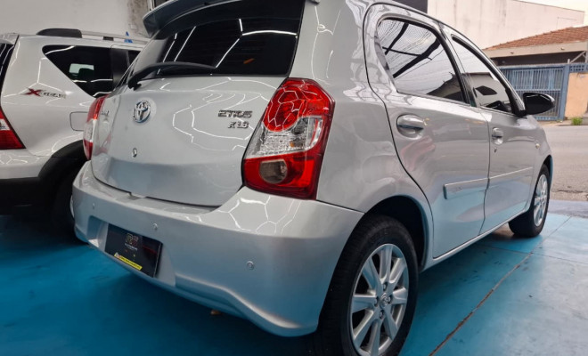 Toyota ETIOS X 1.3 Flex 16V 5p Mec. 2016 Flex-4