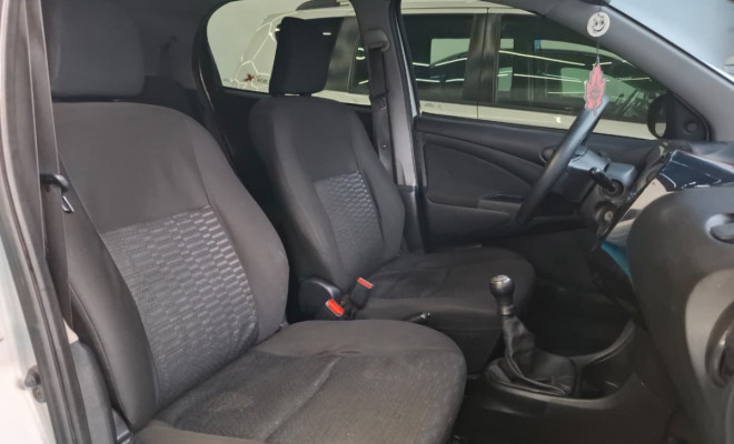 Toyota ETIOS X 1.3 Flex 16V 5p Mec. 2016 Flex-10
