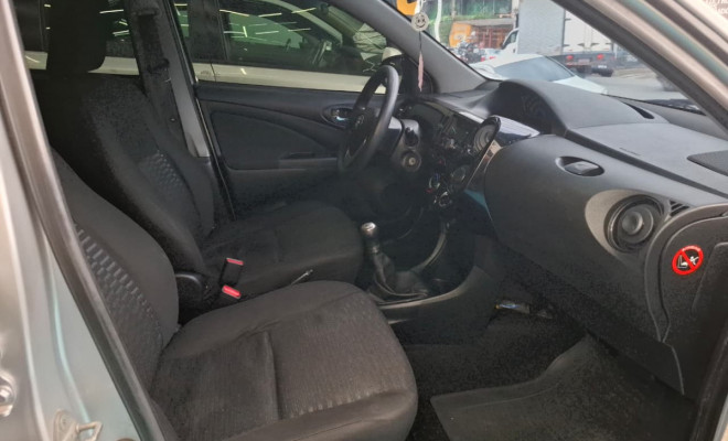 Toyota ETIOS X 1.3 Flex 16V 5p Mec. 2016 Flex-11