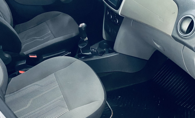 Renault LOGAN Expres./Exp. UP Hi-Flex 1.0 16V 4p 2015 Flex-6