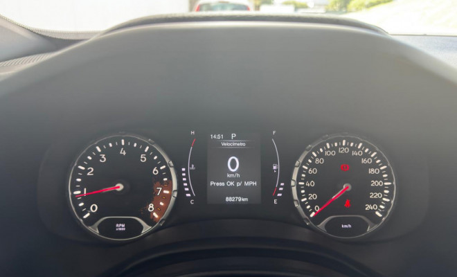 RENEGADE LONGITUDE 1.8 AUT. 2021 | COMPLETO, ELEGANTE E PRONTO PARA VOCÊ-11