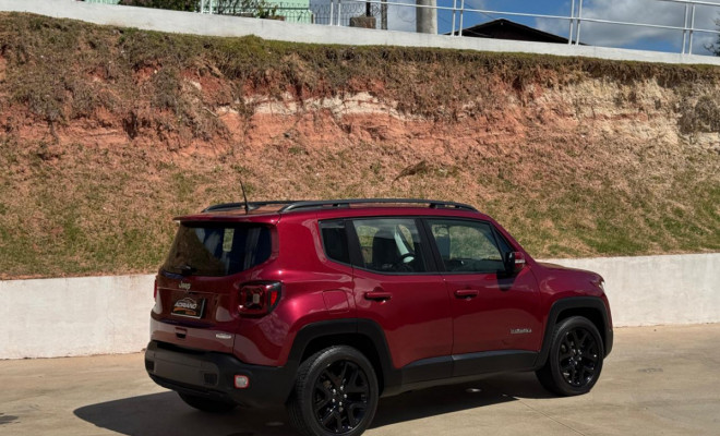 RENEGADE LONGITUDE 1.8 AUT. 2021 | COMPLETO, ELEGANTE E PRONTO PARA VOCÊ-2