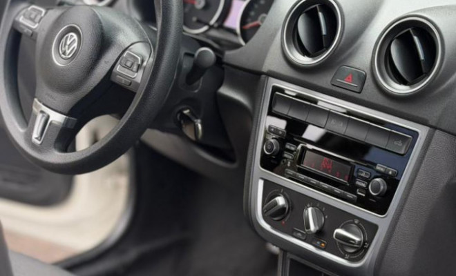 VW - VolksWagen Saveiro Trendline 1.6 T.Flex 8V CD 2015 Flex-17