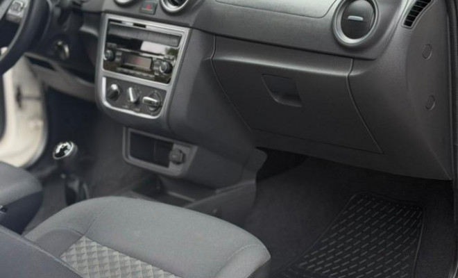 VW - VolksWagen Saveiro Trendline 1.6 T.Flex 8V CD 2015 Flex-15