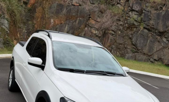 VW - VolksWagen Saveiro Trendline 1.6 T.Flex 8V CD 2015 Flex-5