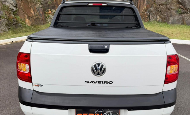 VW - VolksWagen Saveiro Trendline 1.6 T.Flex 8V CD 2015 Flex-8