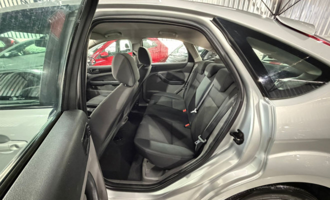 Ford Focus 1.6 S/SE/SE Plus Flex 8V/16V  5p 2013 Flex-10