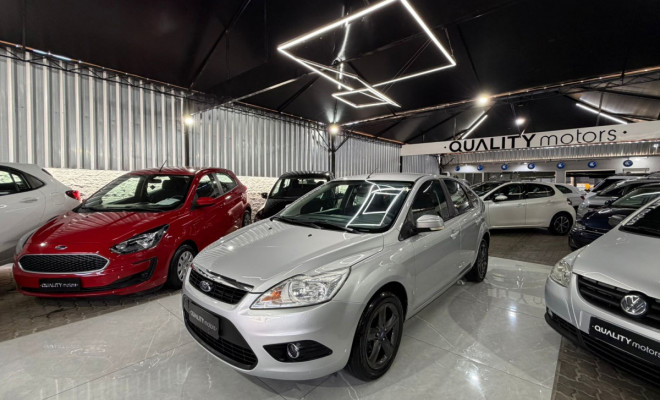 Ford Focus 1.6 S/SE/SE Plus Flex 8V/16V  5p 2013 Flex-1