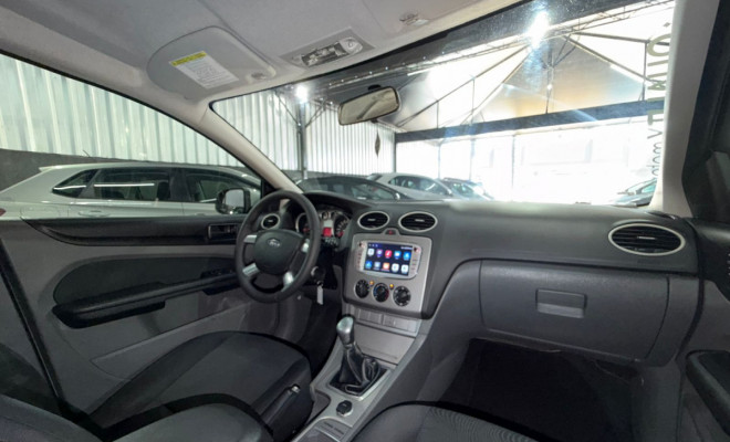 Ford Focus 1.6 S/SE/SE Plus Flex 8V/16V  5p 2013 Flex-8