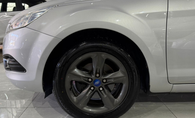 Ford Focus 1.6 S/SE/SE Plus Flex 8V/16V  5p 2013 Flex-11