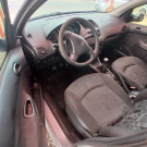 Peugeot 207 XR 1.4 Flex 8V 5p 2009 Flex-8