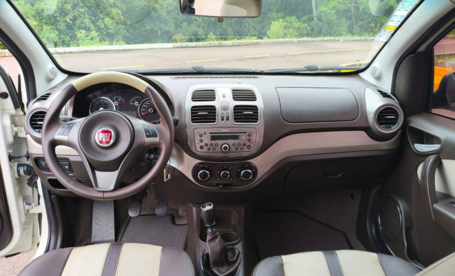 Fiat Grand Siena ESSENCE 1.6 Flex 16V 2016 Flex-1