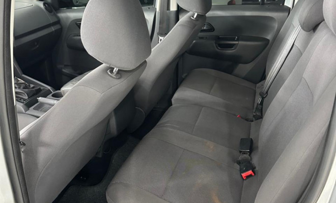 VW - AMAROK SE CD 2.0 16V TDI 4x4 Diesel 2013-3