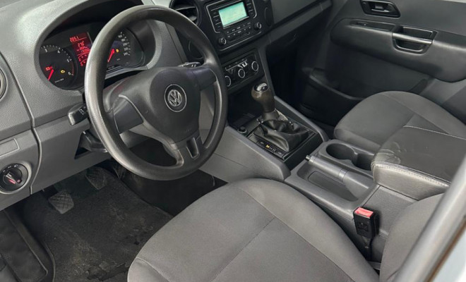 VW - AMAROK SE CD 2.0 16V TDI 4x4 Diesel 2013-1