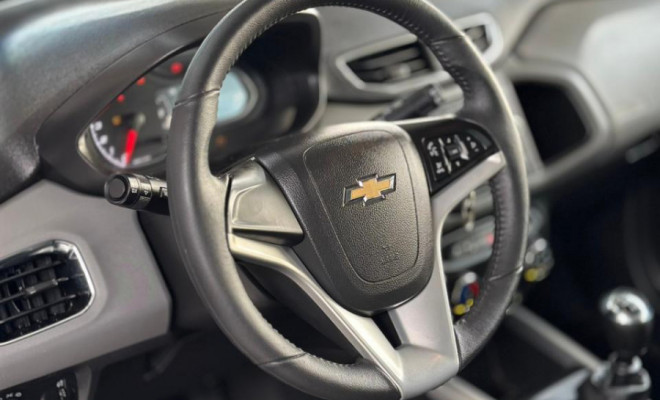 GM - Chevrolet ONIX HATCH LT 1.0 8V FlexPower 5p Mec. 2019 Flex-4