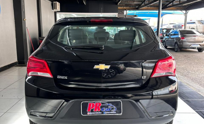 GM - Chevrolet ONIX HATCH LT 1.0 8V FlexPower 5p Mec. 2019 Flex-6
