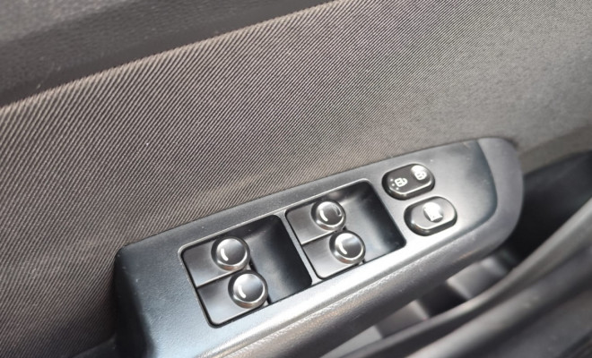 Hyundai HB20 Comf./C.Plus/C.Style 1.0 Flex 12V 2014 Flex-8
