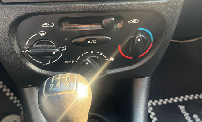 Peugeot HOGGAR ESCAPADE 1.6 Flex 16V 2p 2011 Flex-9