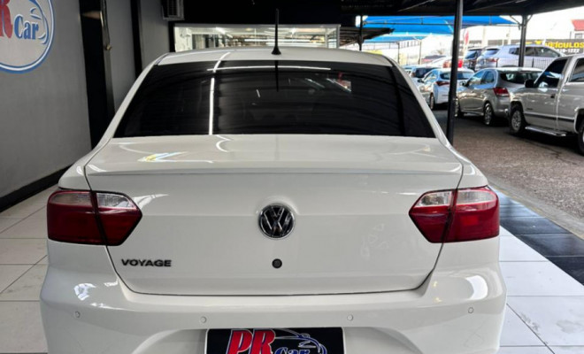 VW - VolksWagen VOYAGE Comfortline  1.0 T.Flex 8V 4p 2015 Flex-6