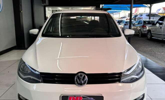 VW - VolksWagen VOYAGE Comfortline  1.0 T.Flex 8V 4p 2015 Flex-3