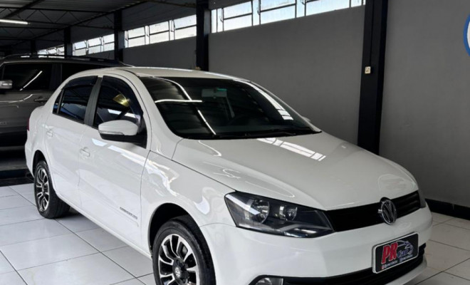 VW - VolksWagen VOYAGE Comfortline  1.0 T.Flex 8V 4p 2015 Flex