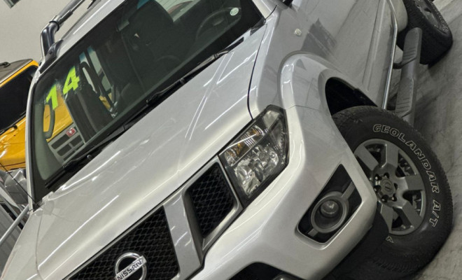 Nissan Frontier SV ATTACK CD 4x2 2.5 TB Diesel 2014 Diesel-18