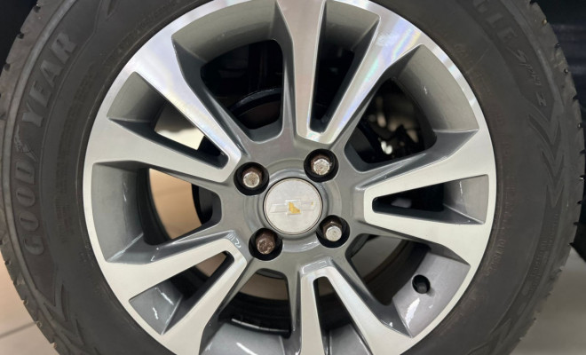 GM - Chevrolet PRISMA Sed. LTZ 1.4 8V FlexPower 4p Aut. 2015 Flex-11