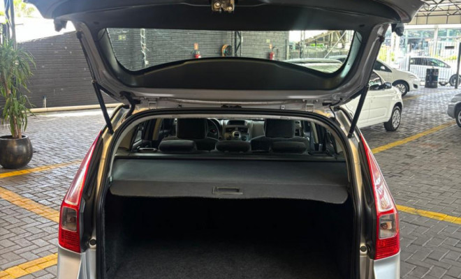 Renault Megane Grand Tour Dynam. Hi-Flex 1.6 16V 2012 Flex-8