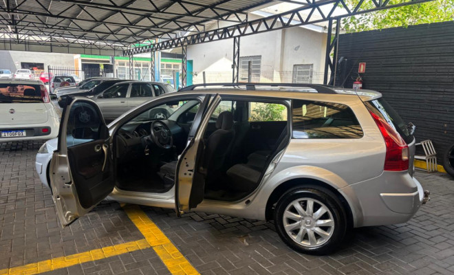 Renault Megane Grand Tour Dynam. Hi-Flex 1.6 16V 2012 Flex-3