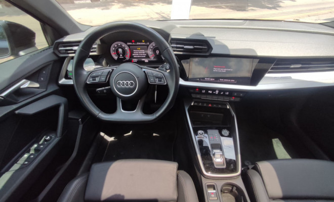 Audi A3 Sportb. Perf. Black 2.0 S-tron.(Híb.) 2024 Gasolina-11