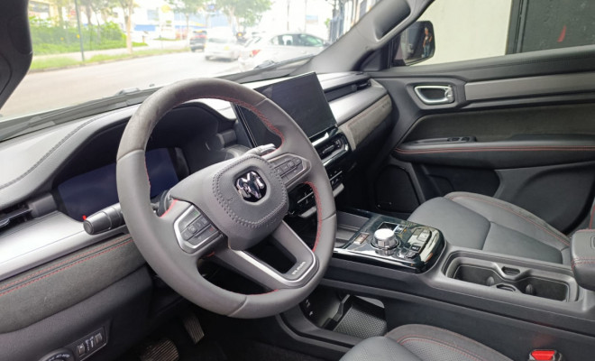 RAM RAMPAGE R/T HURRIC. 4 2.0 TB CD 4X4 Aut. 2024 Gasolina-9